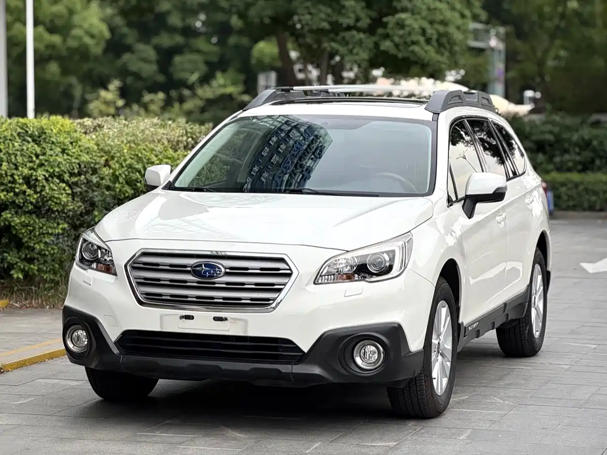 Subaru Outback 2015 2.5i Luxury Navigation Edition