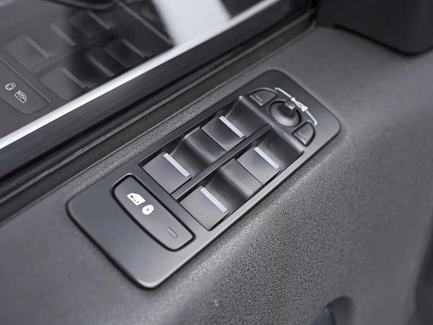 Фото 19 - Land Rover Discovery Sport