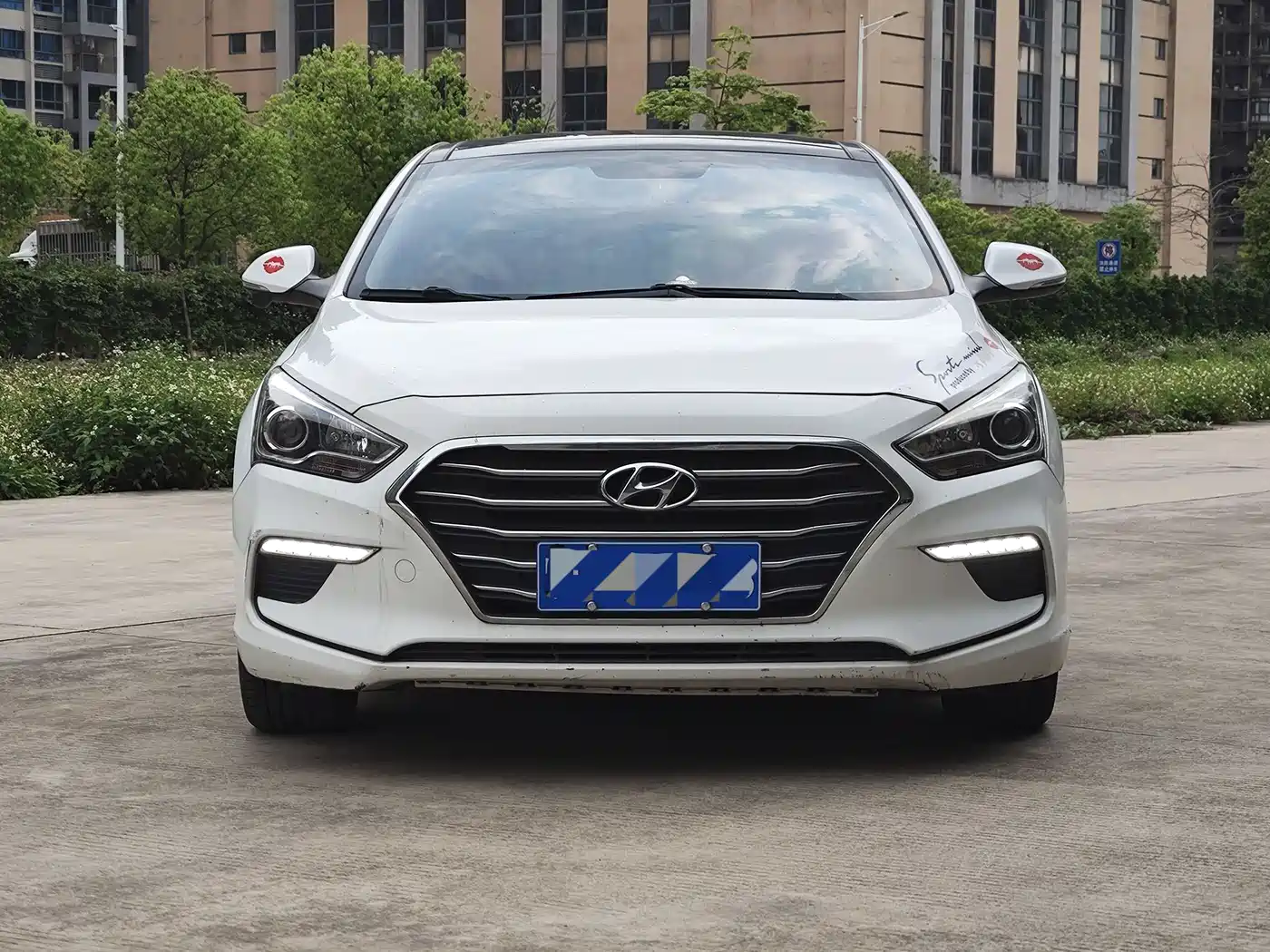 HYUNDAI NAME PICTURE