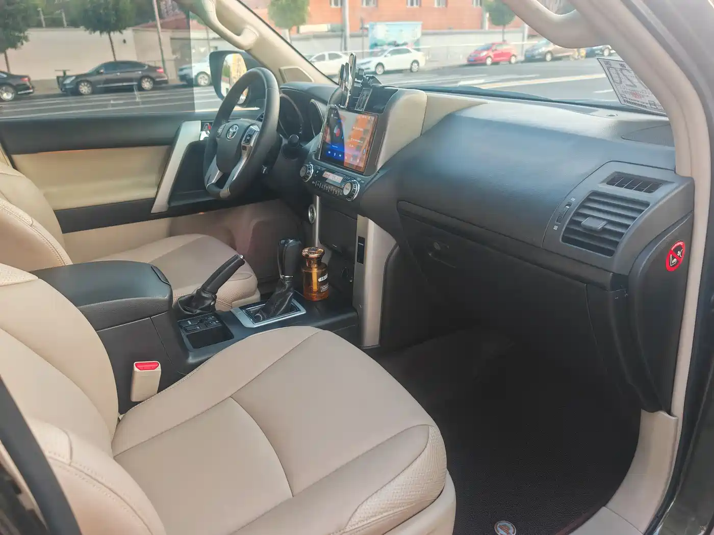 Toyota Prado 2010 4.0L Automatic TX-L фото 24