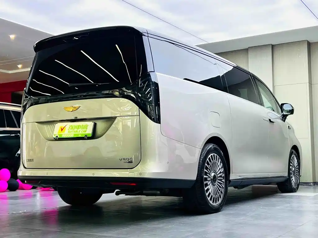 Geely Galaxy Galaxy V900 2026 2026 Model Year Base Version 6-Seater