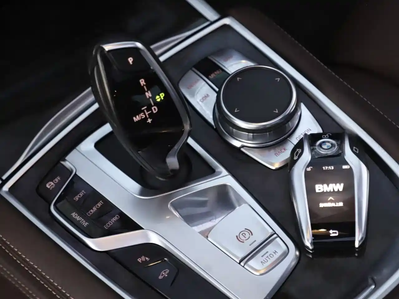 BMW 7 Series 2016 740Li Leading Edition фото 13