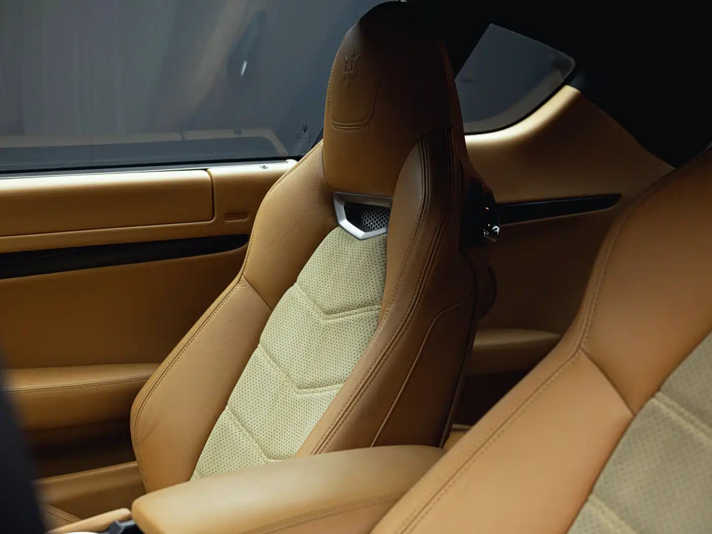 Maserati GranTurismo 2014 2013 4.7L Sport F1