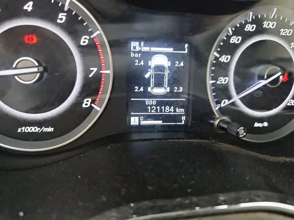 Baojun 560 2015 2015 1.8L Manual Elite