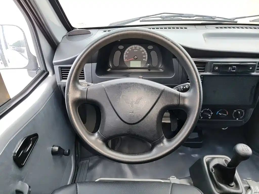 Wuling Motors Wuling Zhiguang 2026 2023 1.5L Utility 5/7-seater