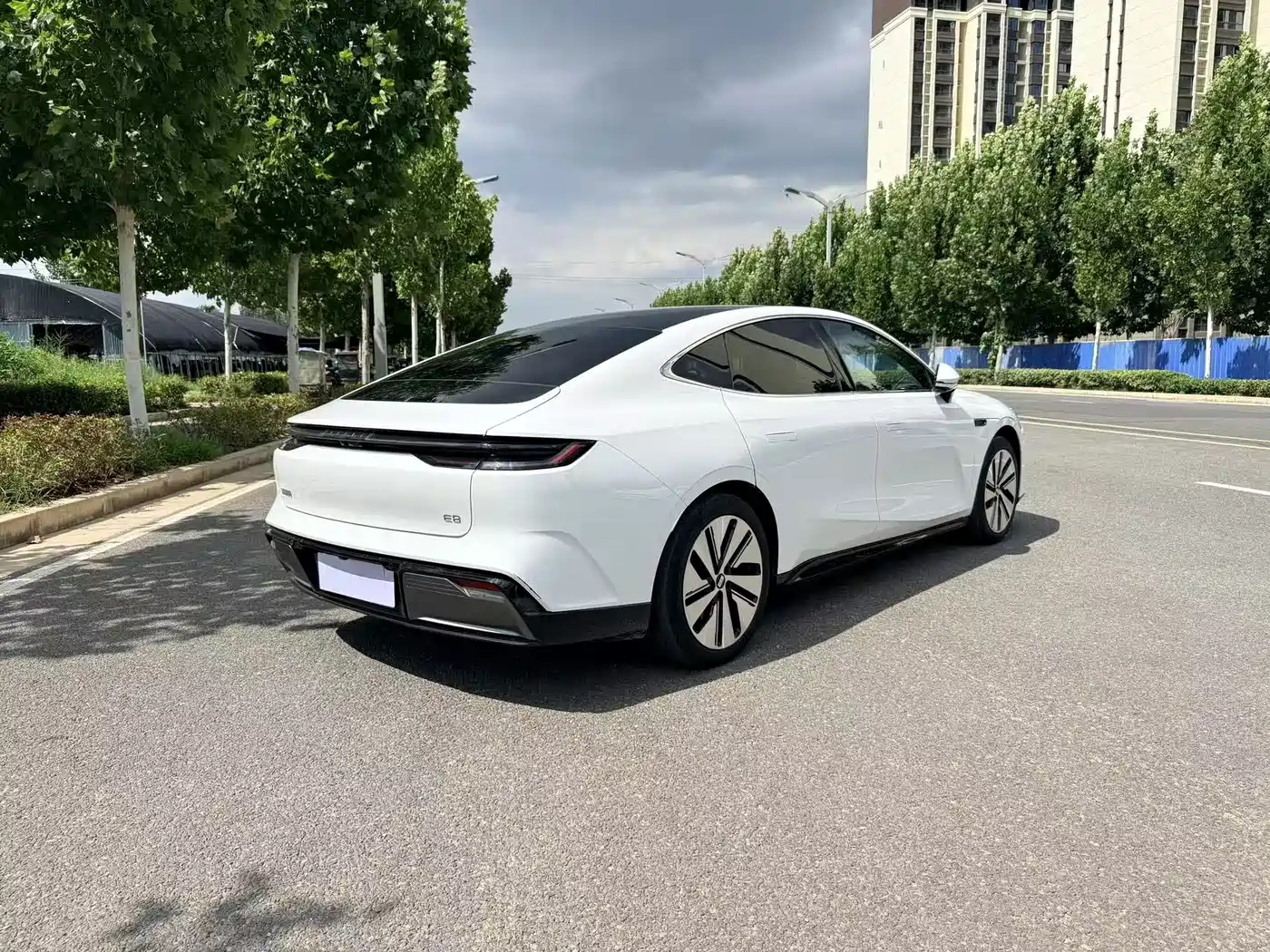 Geely Galaxy Galaxy E8 2024 2024 665km RWD Starship Voyager Edition