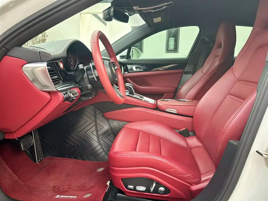 PORSCHE PANAMERA NEW ENERGY