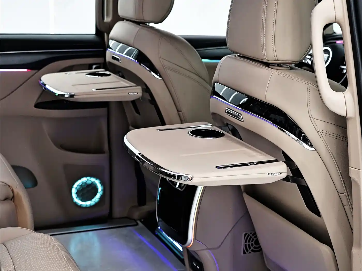 Buick GL8 2025 Land Business Class First Edition фото 14