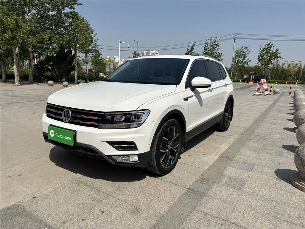Volkswagen Tiguan L 2020 330TSI Auto 2WD Smart Luxury China VI фото 2