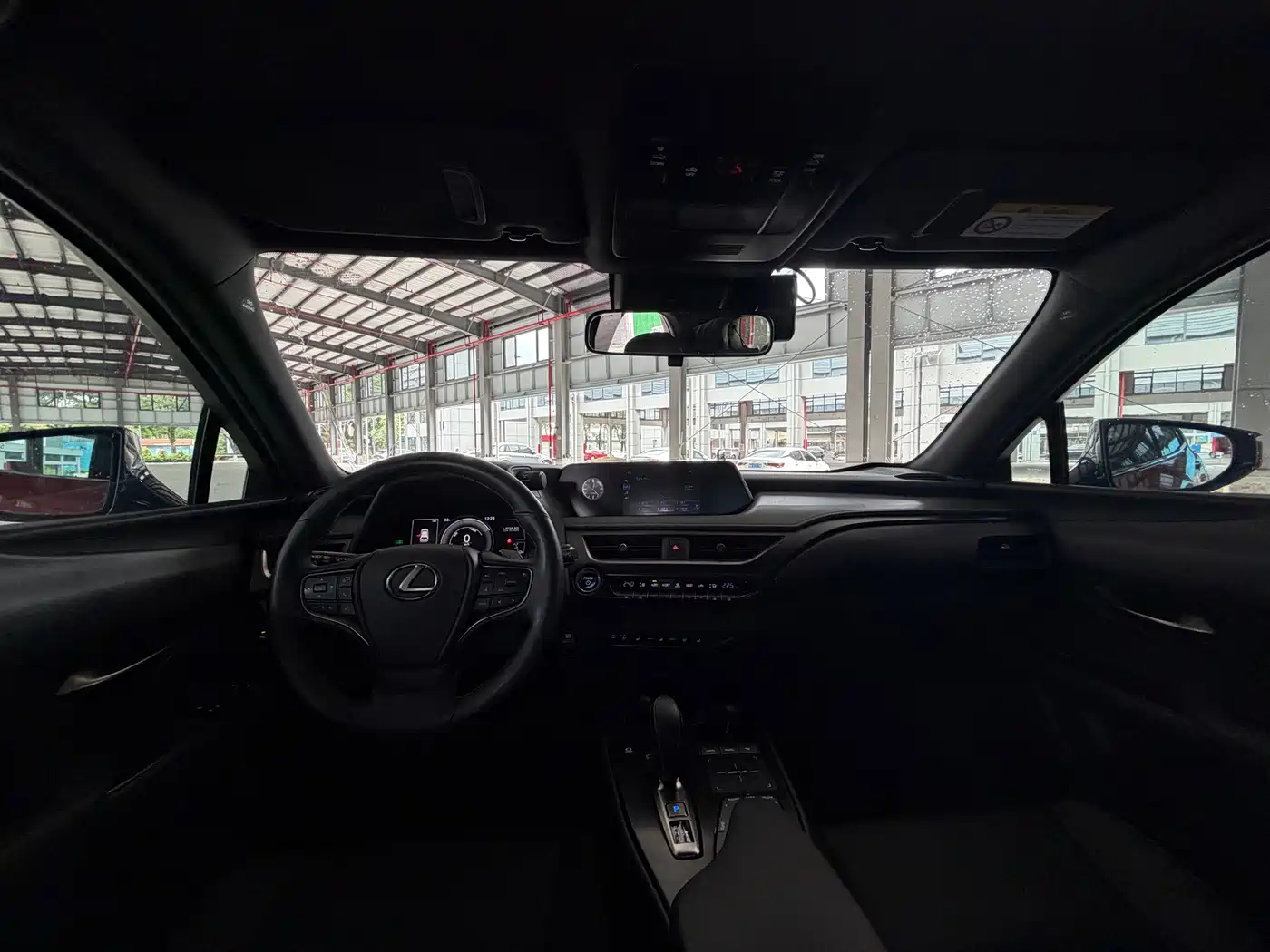 Lexus UX Electric 2020 2020 300e Pure Yue Edition
