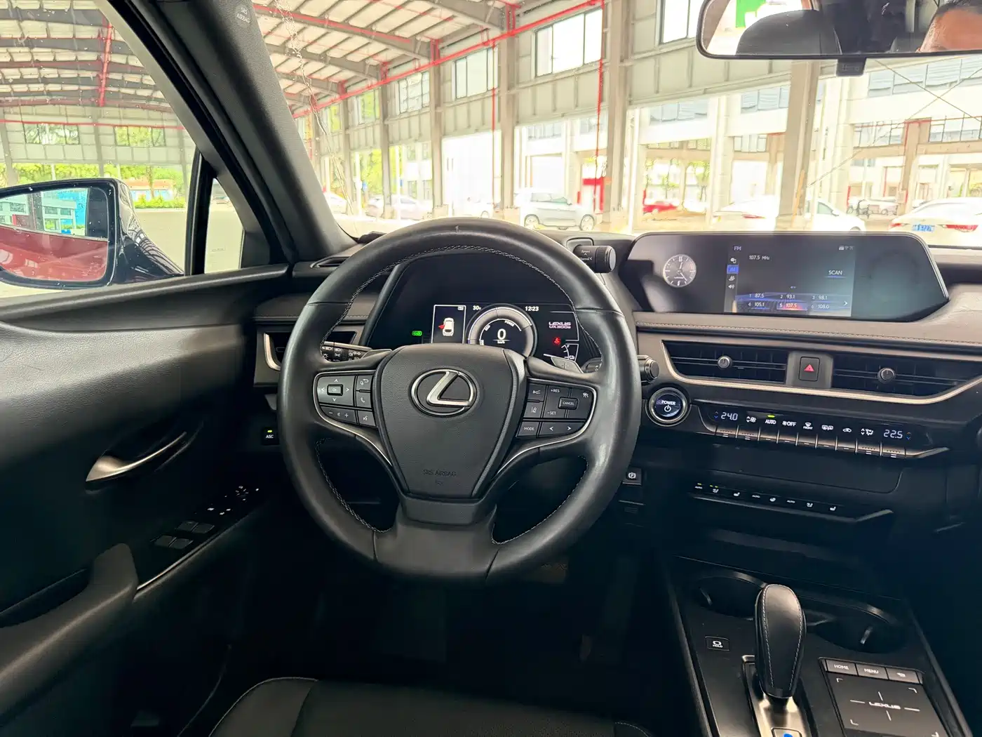Lexus UX Electric 2020 2020 300e Pure Yue Edition