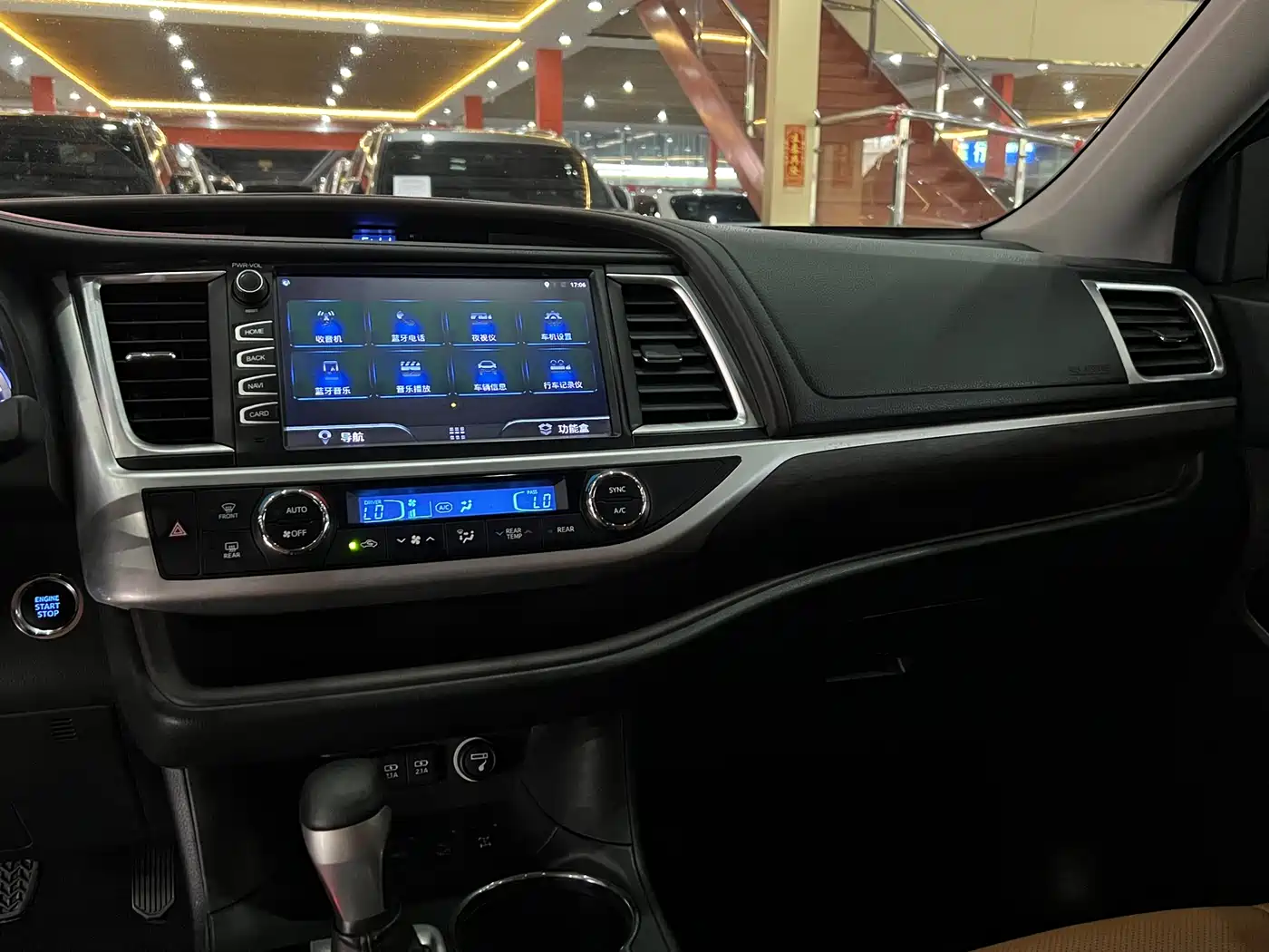 Toyota Highlander 2018 Model 2.0T 4WD Knight Edition 7-Seater China VI фото 13