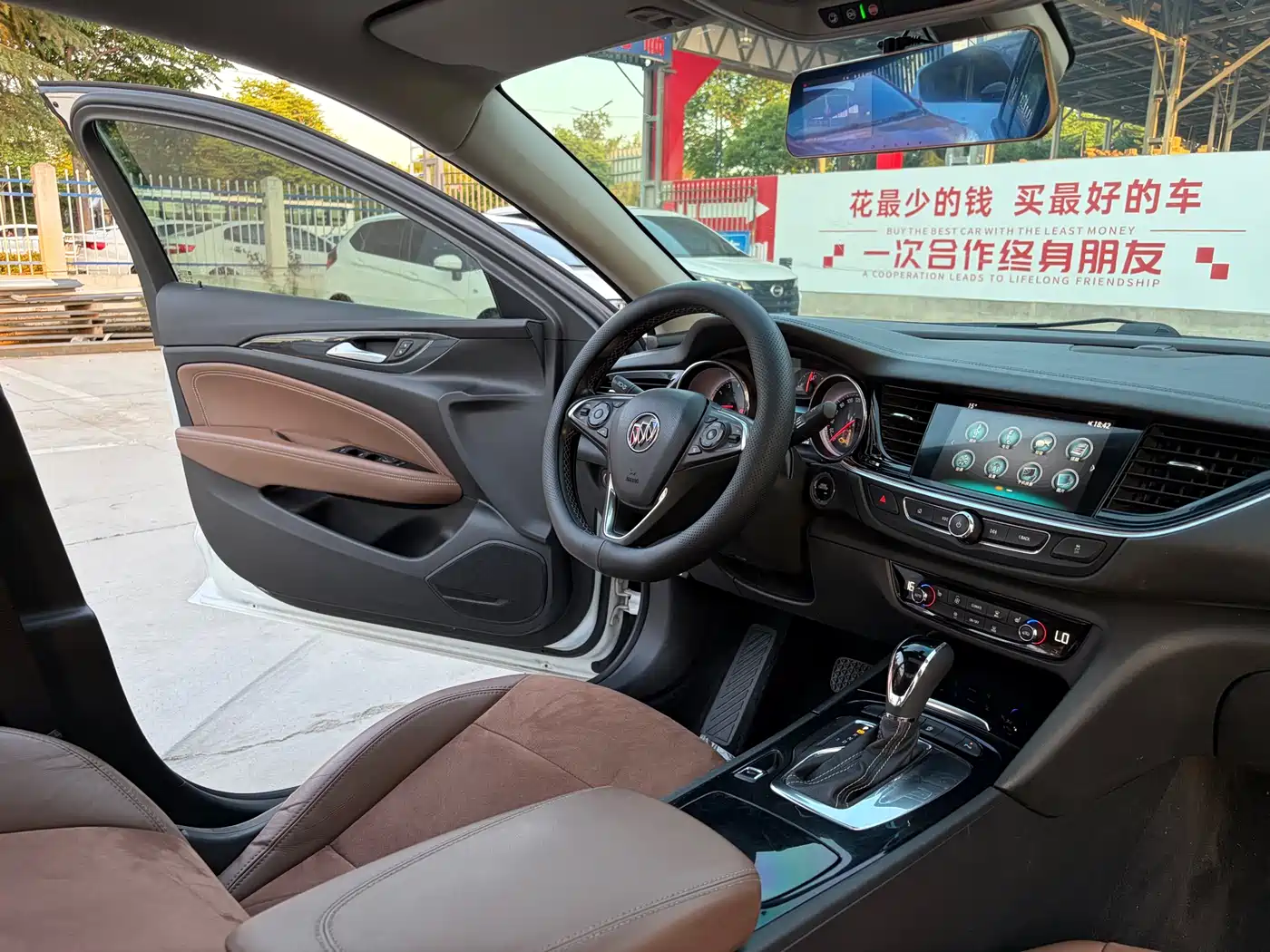 Buick Regal 2017 20T Elite Type фото 11