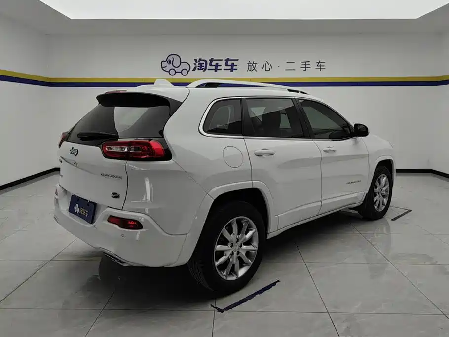 Jeep Cherokee 2018 2017 2.4L Professional Smart Edition