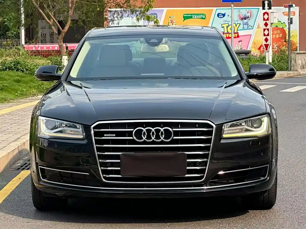 Audi A8 2014 A8L 45 TFSI quattro Comfort фото 2