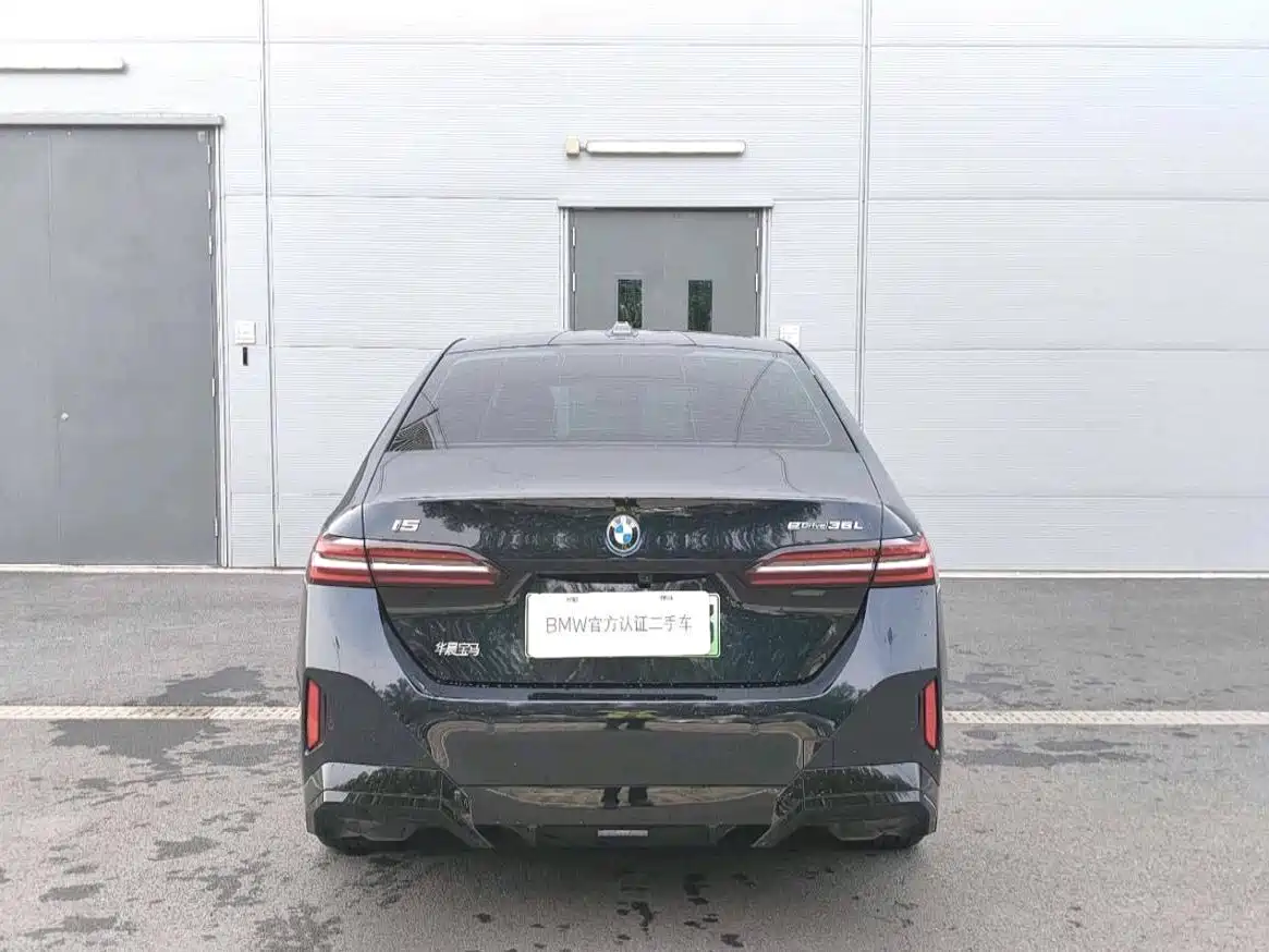 BMW i5 2025 2025 eDrive 35L M Sport Package