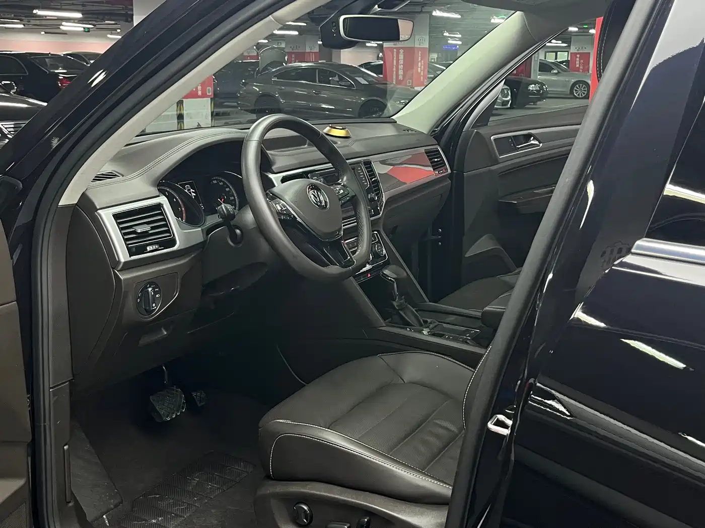 Volkswagen Teramont 2017 330TSI 2WD Luxury фото 14