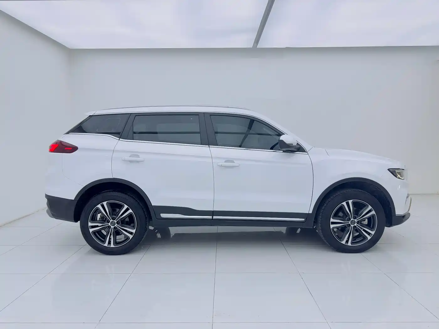 GEELY AUTOMOBILE BOYUE