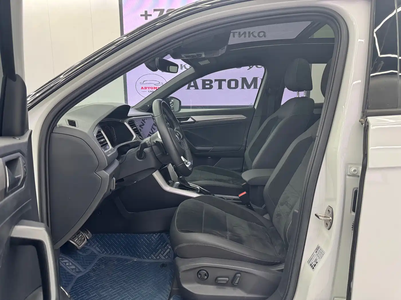 Volkswagen T-ROC 2022 280TSI DSG 2WD R-Line Pro PLUS фото 4