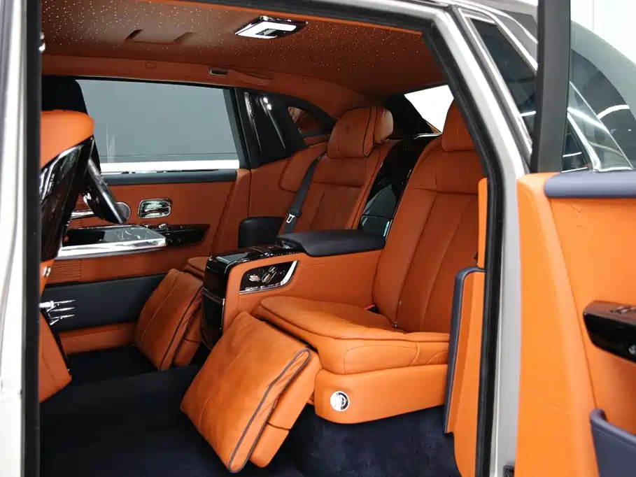 Rolls-Royce Phantom 2020 2018 6.7T Long Wheelbase Version