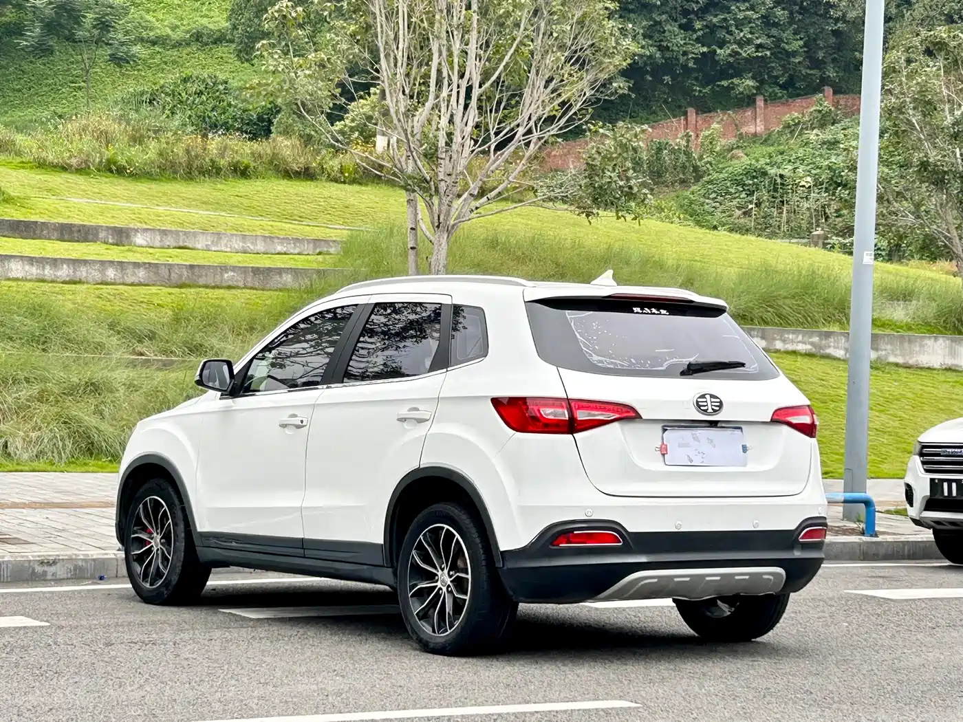 FAW Senya R7 2017 2016 1.6L Manual Intelligent