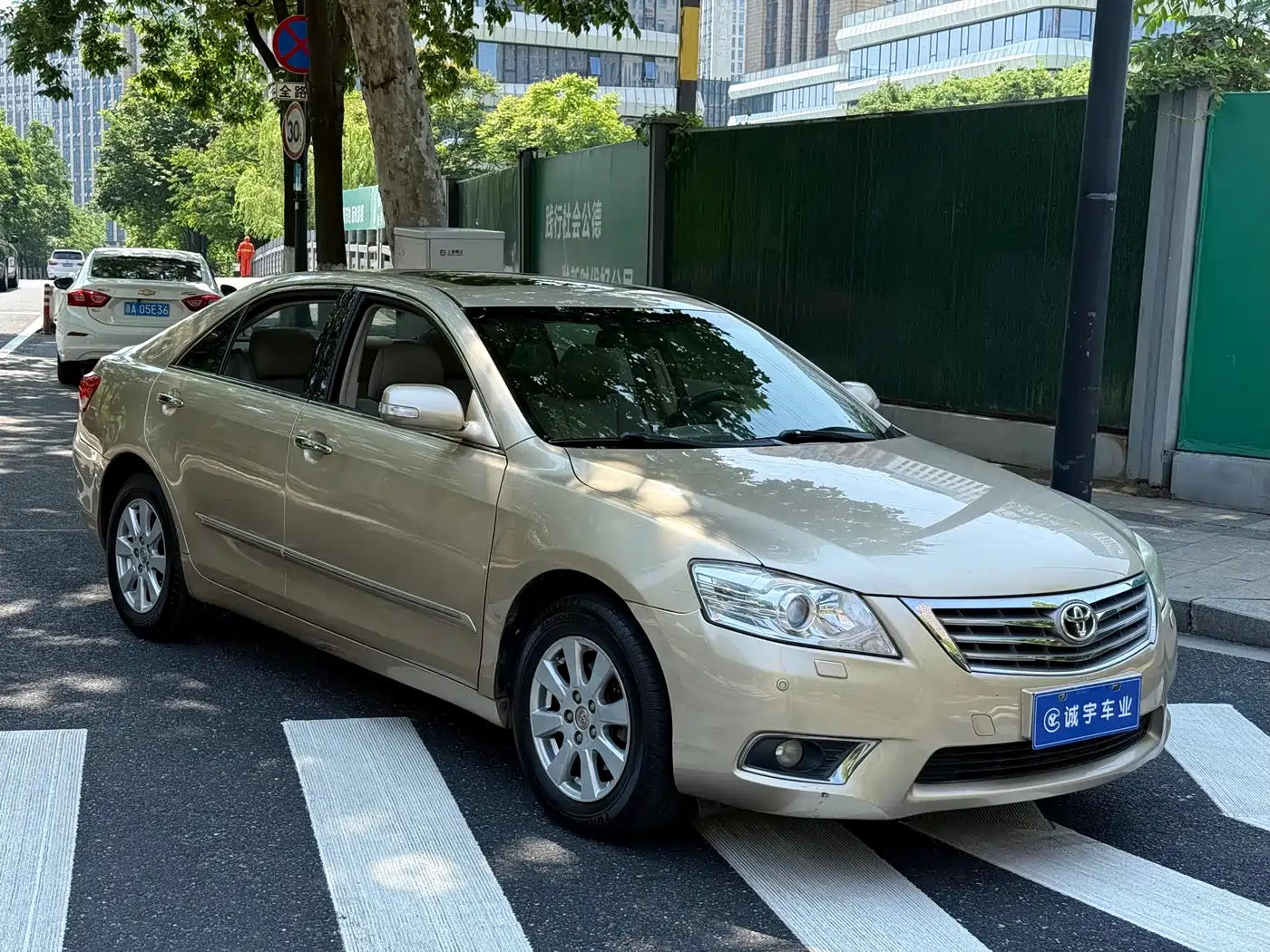 Toyota Camry 2009 Model 240G Luxury Edition фото 3