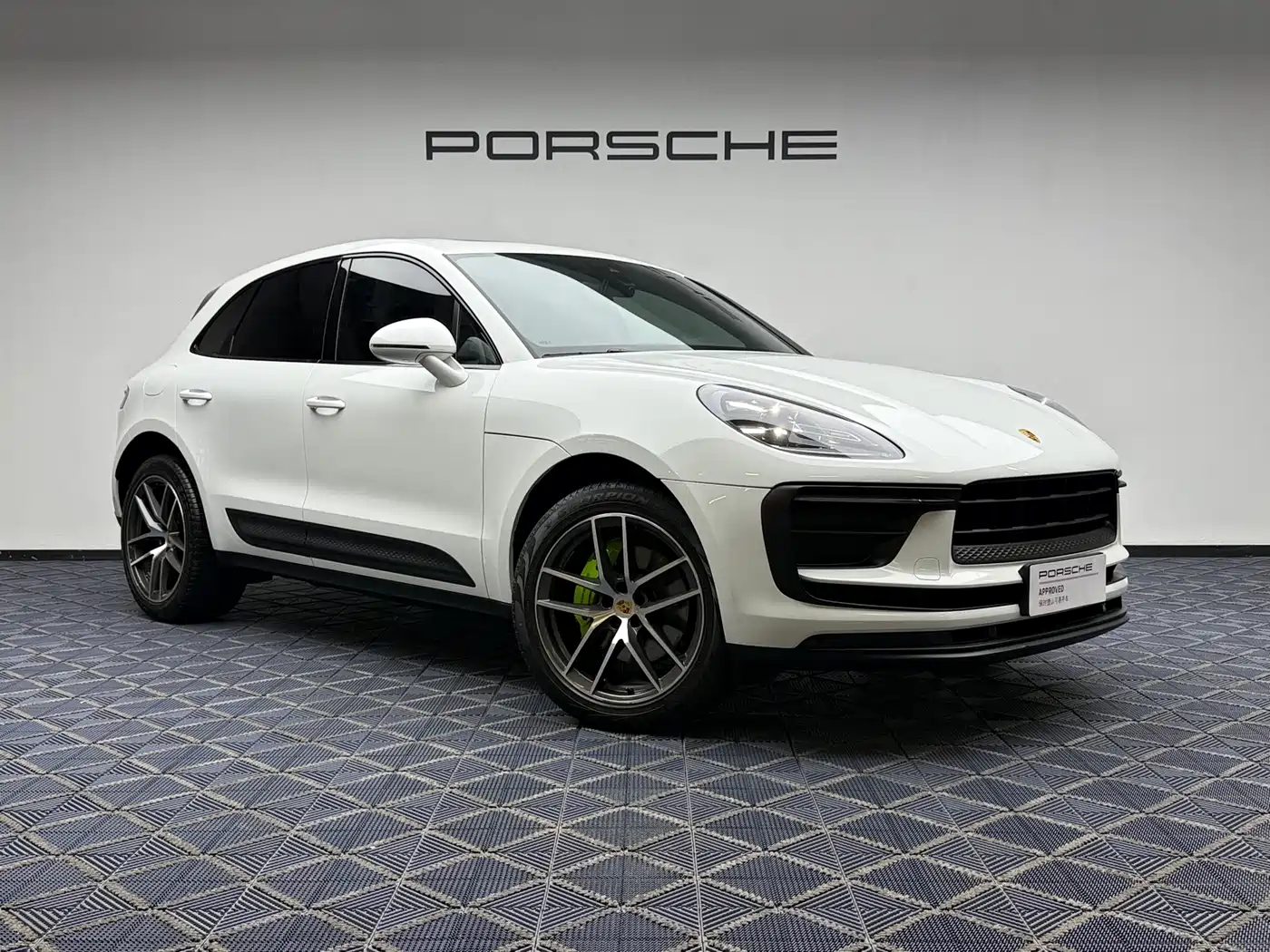 Porsche Macan 2023 Macan 2.0T фото 9