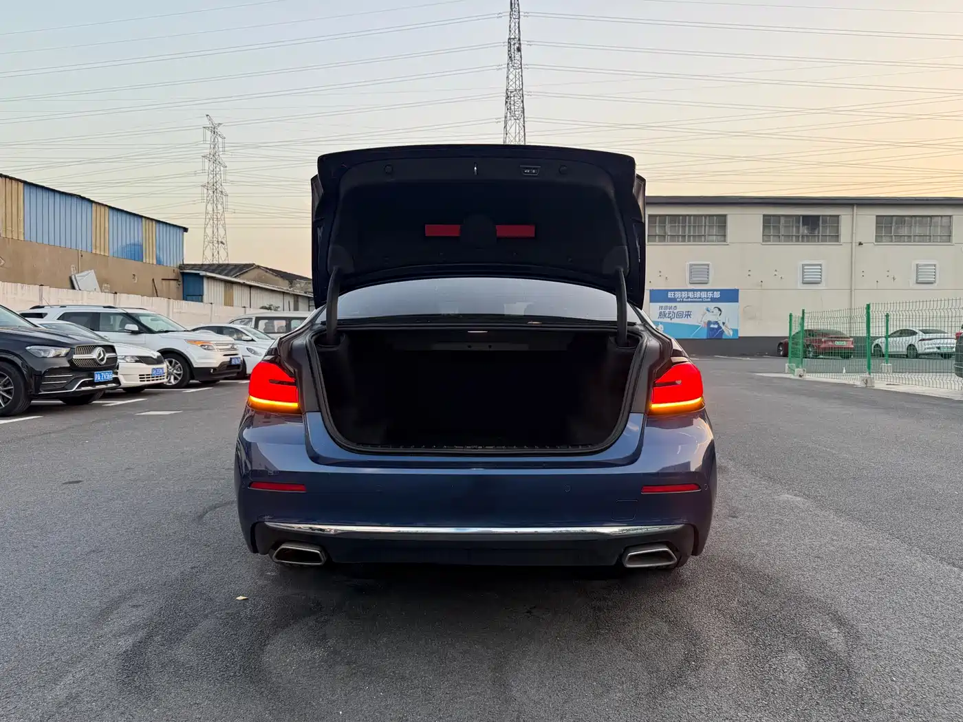 BMW 5 Series 2022 530Li Leading Luxury Package фото 31