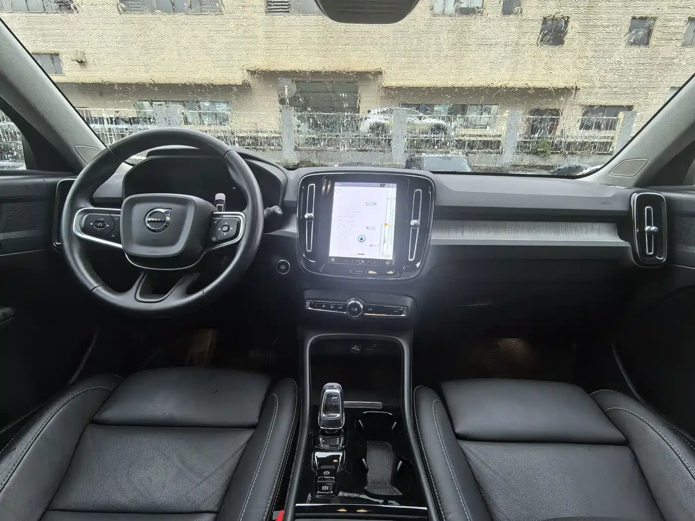 Volvo XC40 2024 2025 B4 AWD Smart Elite Luxury Edition
