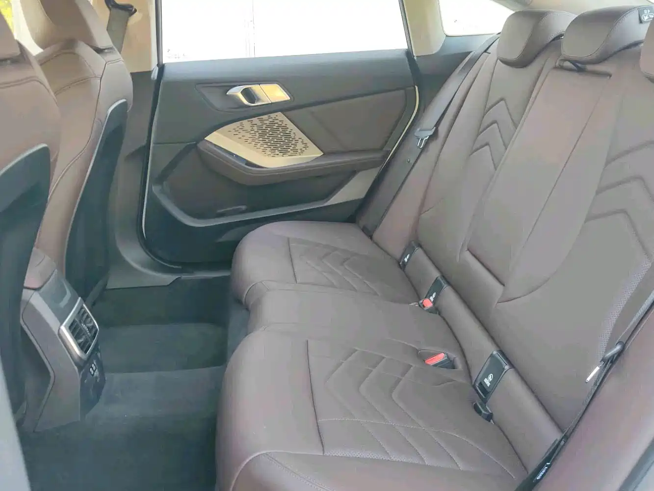 Фото 9 - BMW 2 Series