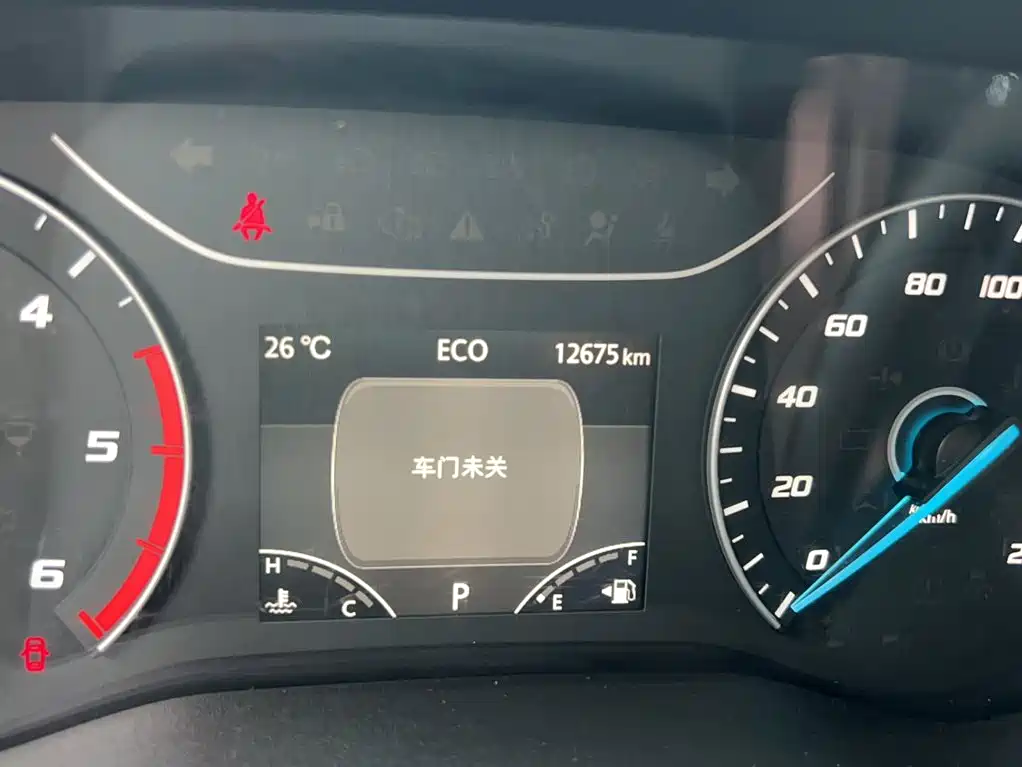 Jiangling JMC Fushun 2026 2025 Model 2.0T 8AT Diesel Medium Wheelbase Medium Roof Business Version 9 Seater (Non-commercial)