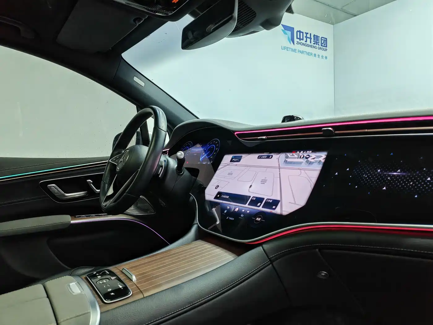 Mercedes-Benz EQS, миниатюра 15