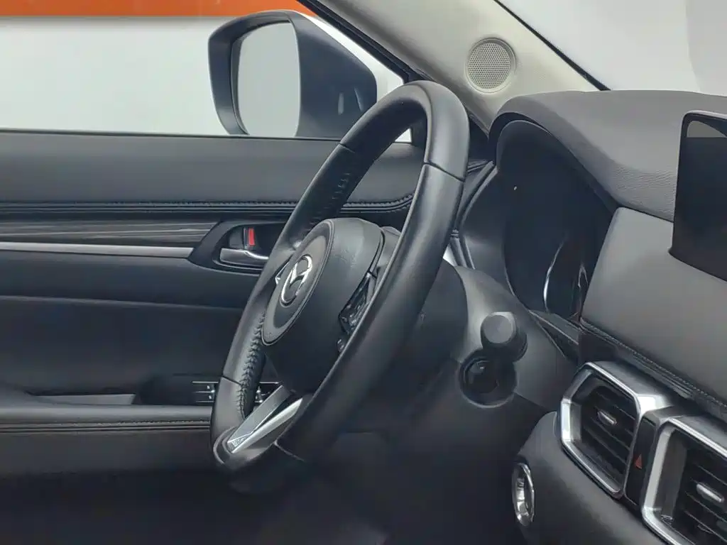 Фото 22 - Mazda CX-5