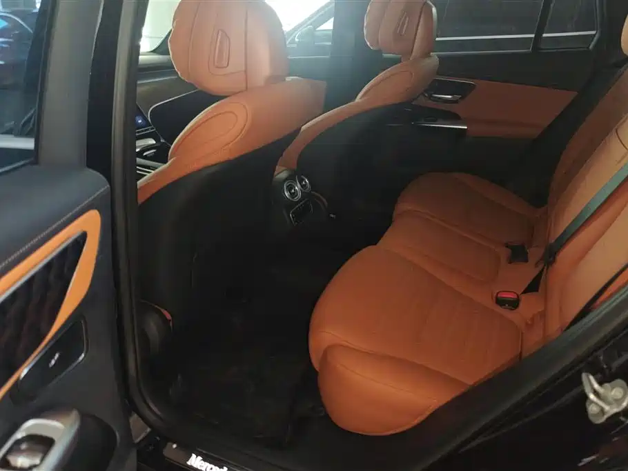 Mercedes-Benz GLC 2025 GLC 300 L 4MATIC Dynamic 5-seater фото 11