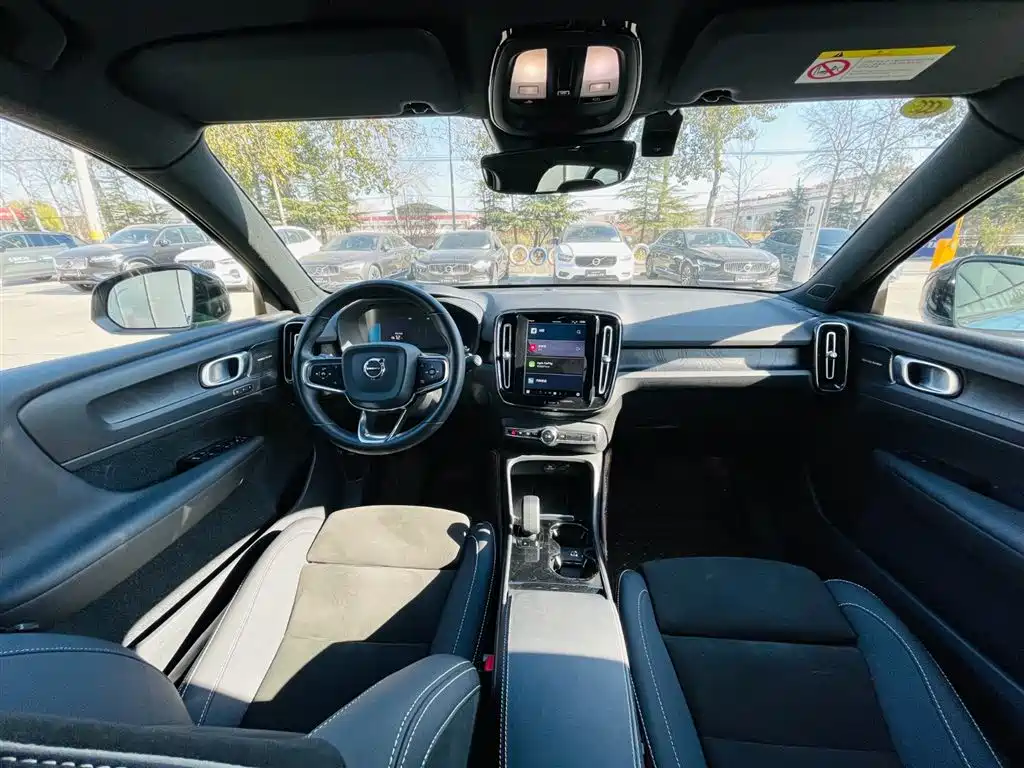 VOLVO XC40 NEW ENERGY