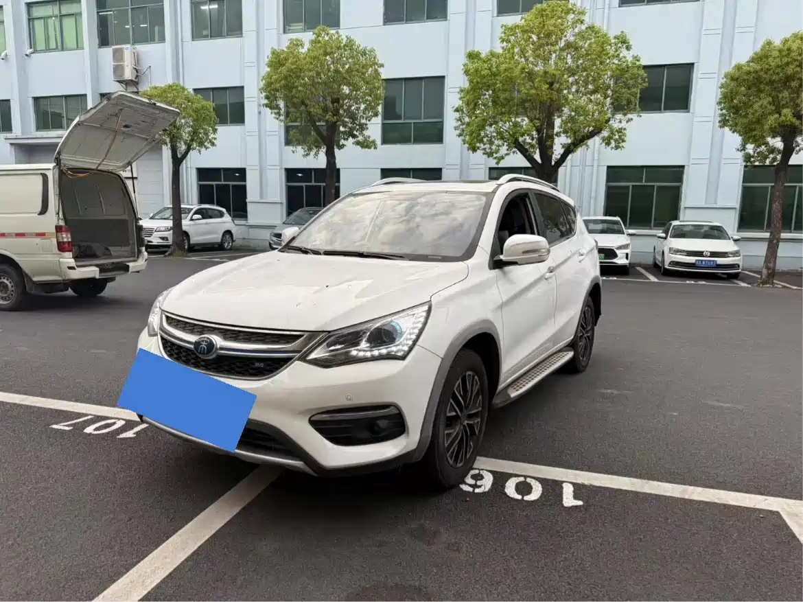 BYD Song New Energy 2017 Song DM 1.5TID Full-time 4WD Premium фото 2