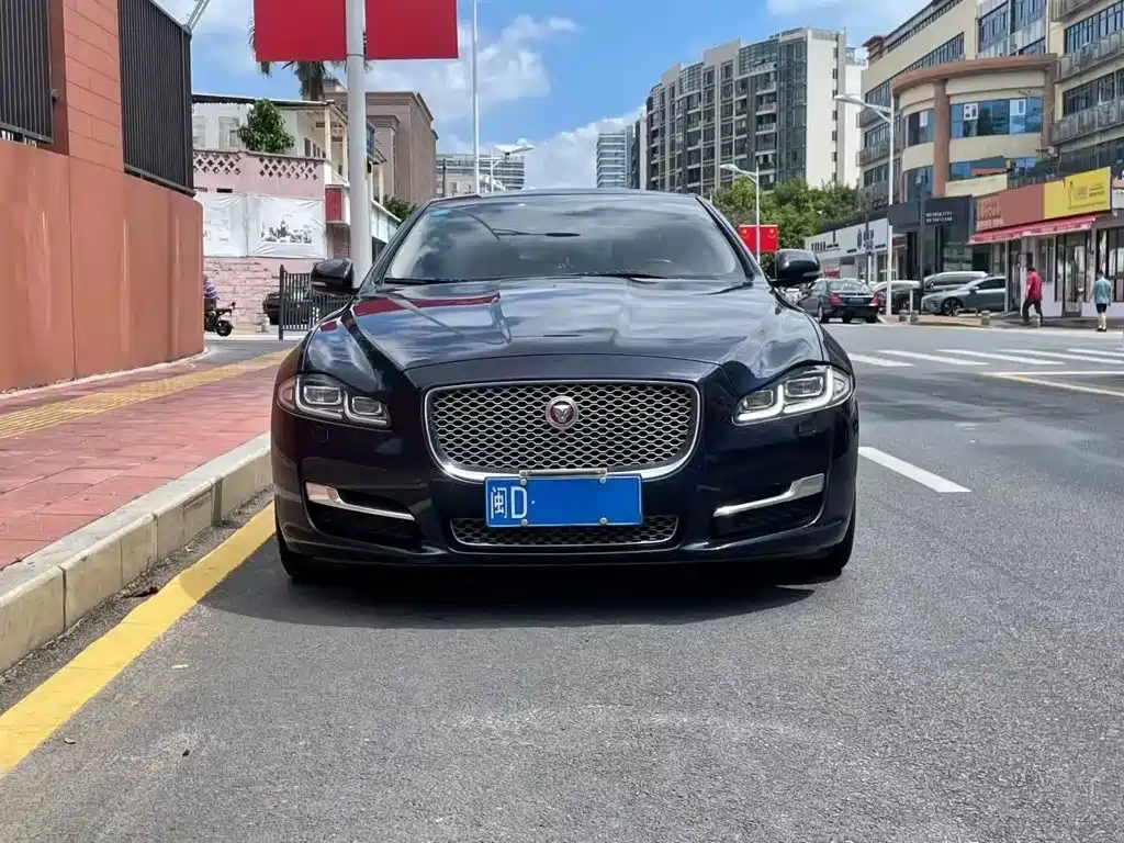 Jaguar XJ 2017 2016 XJL 3.0 SC 2WD Elegance Business Edition