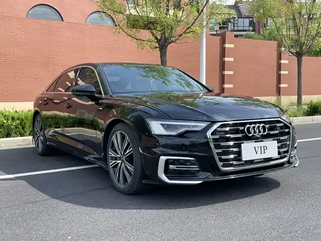 Audi A6L 45 TFSI, Select Dynamic