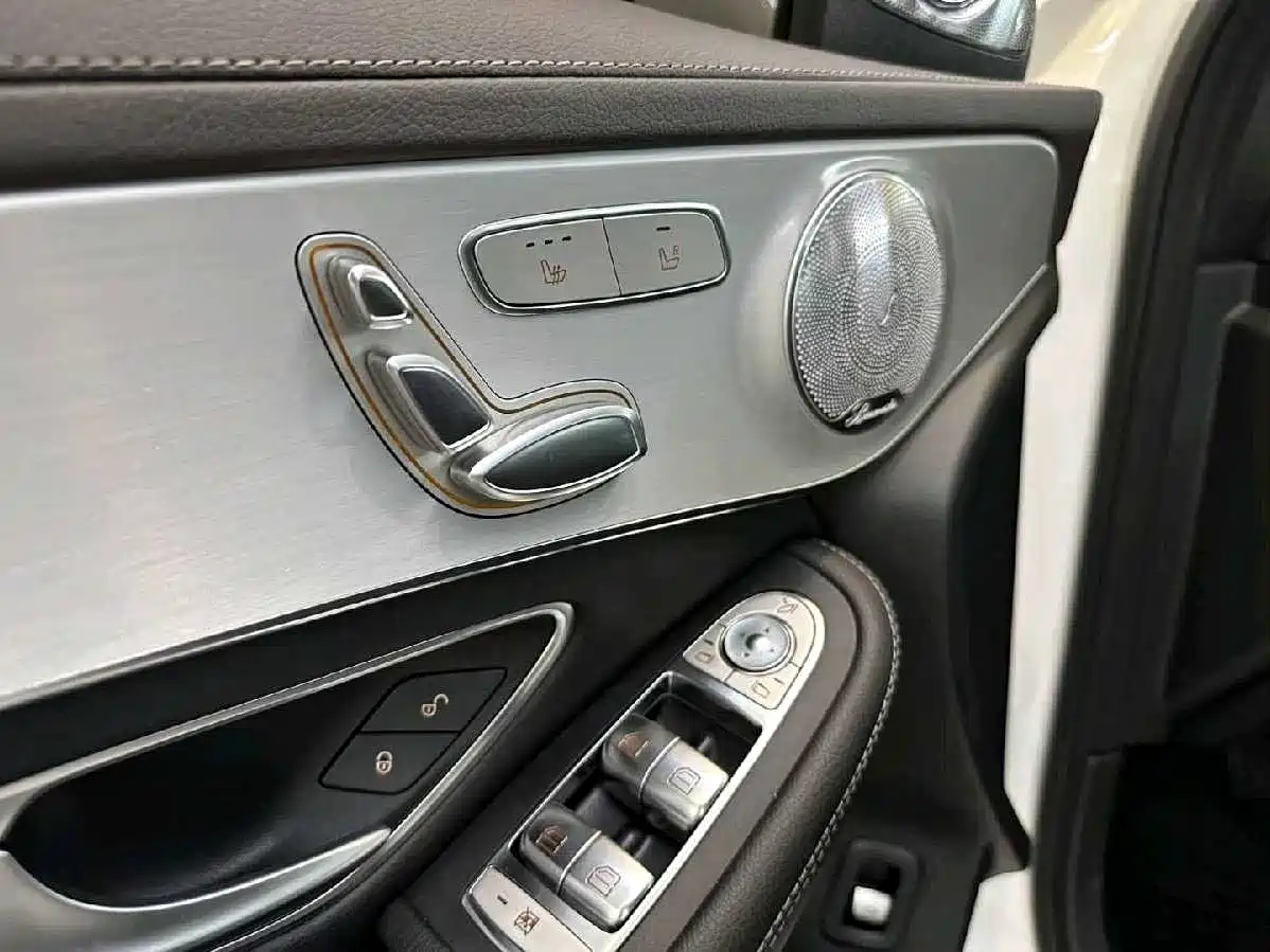 Mercedes-Benz GLC 2022 Facelift III GLC 260 L 4MATIC Dynamic фото 6