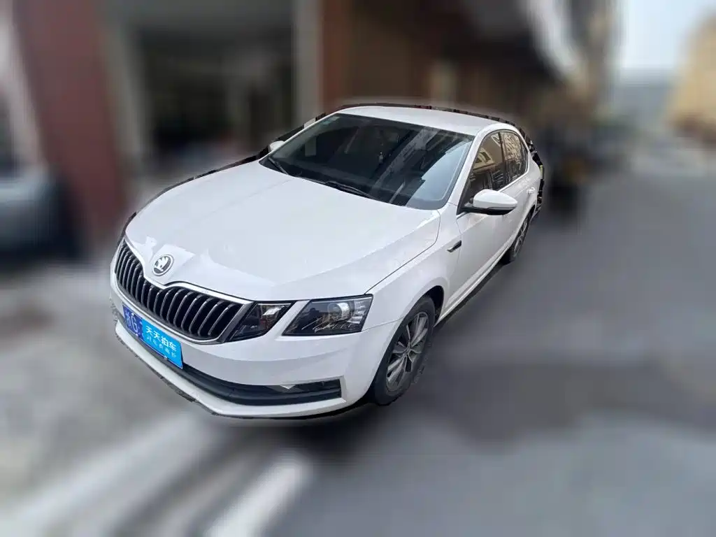 Фото 1 - Škoda Octavia