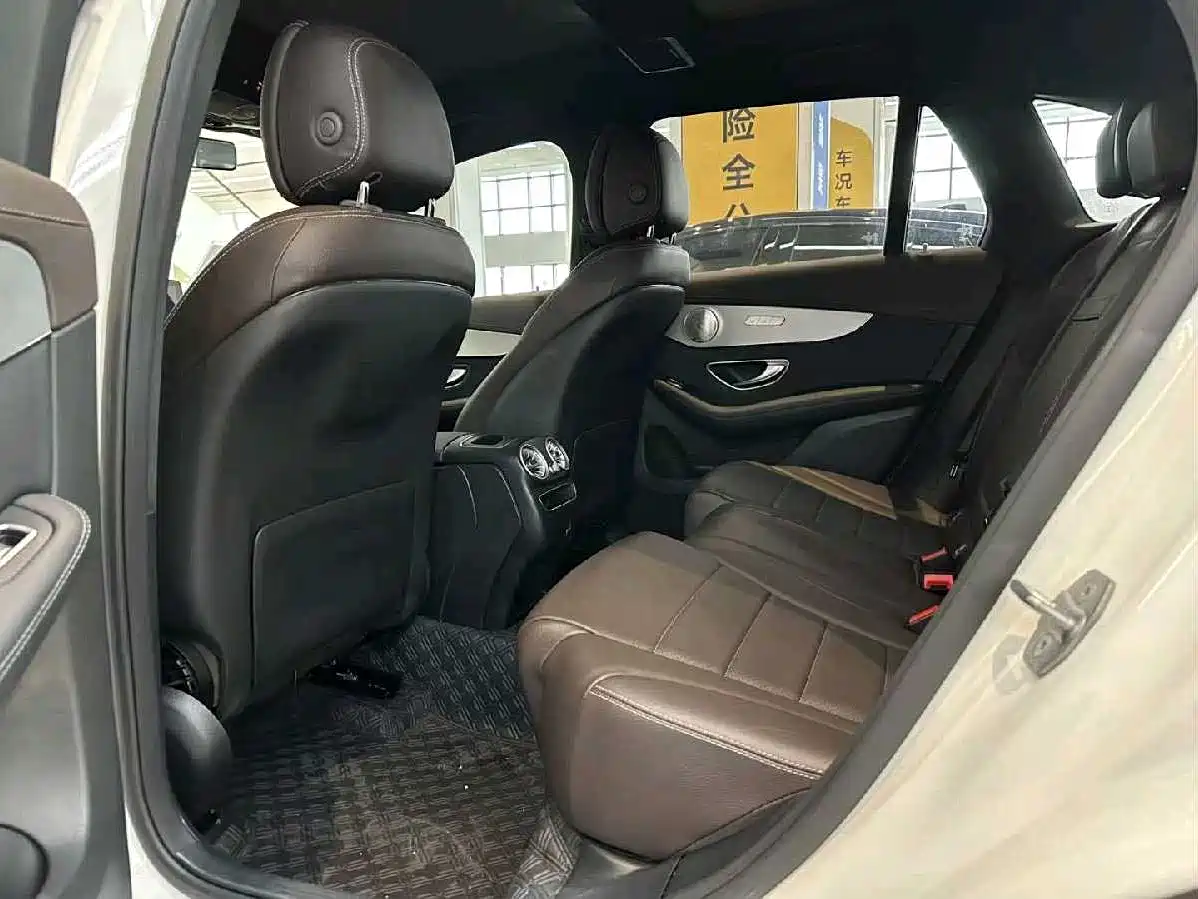 Mercedes-Benz GLC 2022 Facelift III GLC 260 L 4MATIC Dynamic фото 13