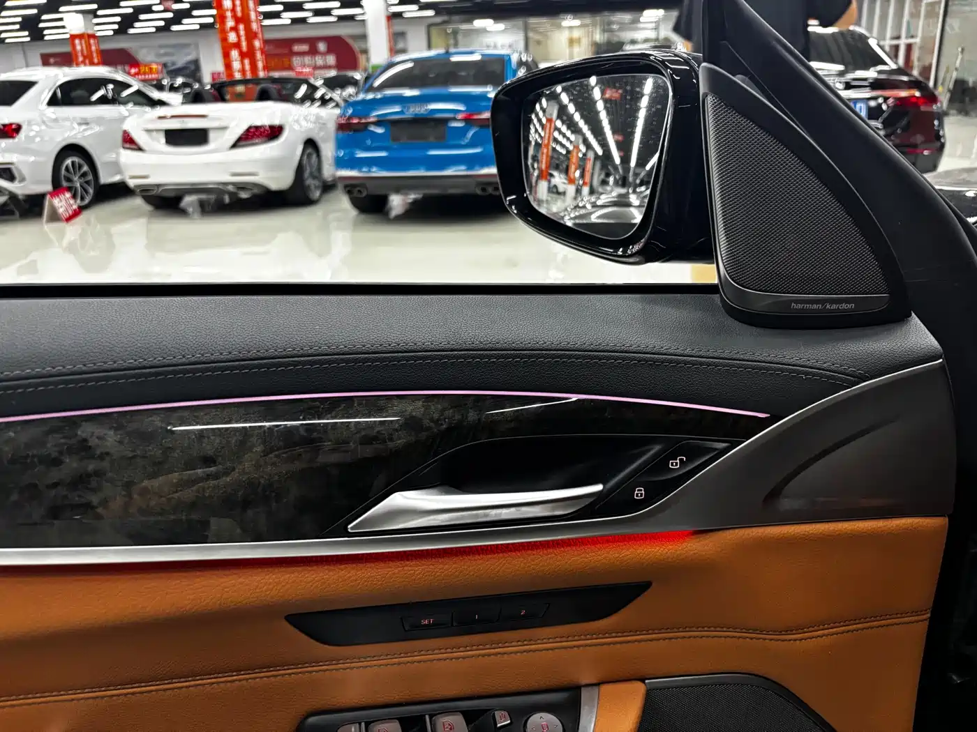 Photo 10 - BMW 6 Series GT
