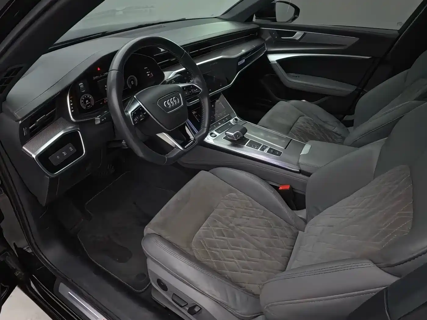 Audi A6L 2021 55 TFSI quattro Premium Dynamic фото 20