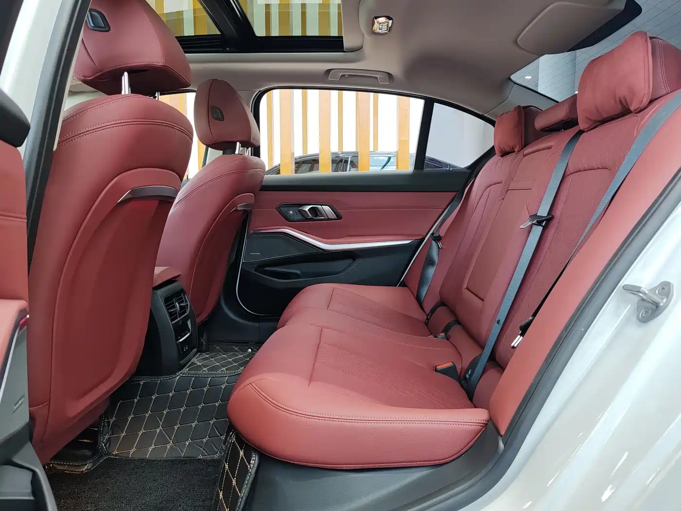 BMW 3-SERIES