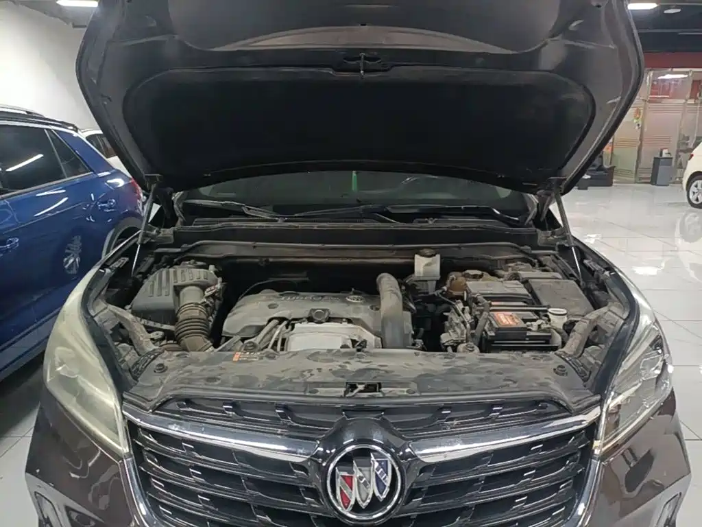 Photo 20 - Buick Envision Plus