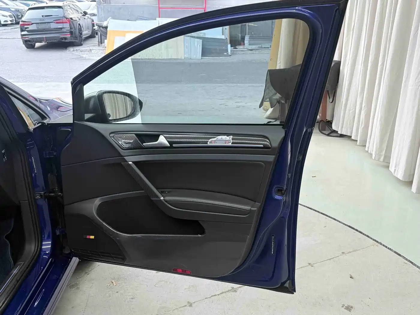 Volkswagen Golf (Import) 2015 2.0TSI R фото 20