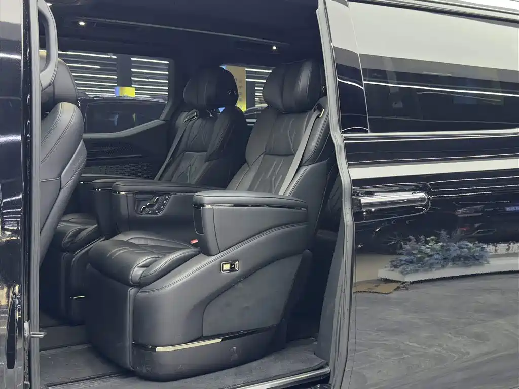 ZEEKR EXTREME KRYPTON 009