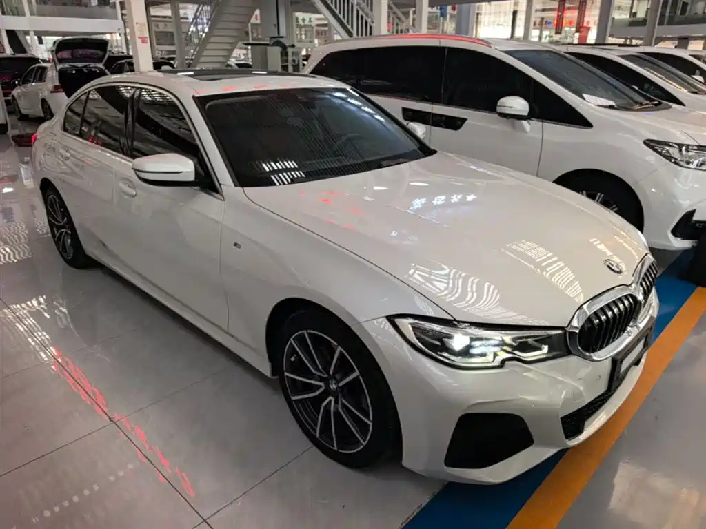 BMW 3-SERIES