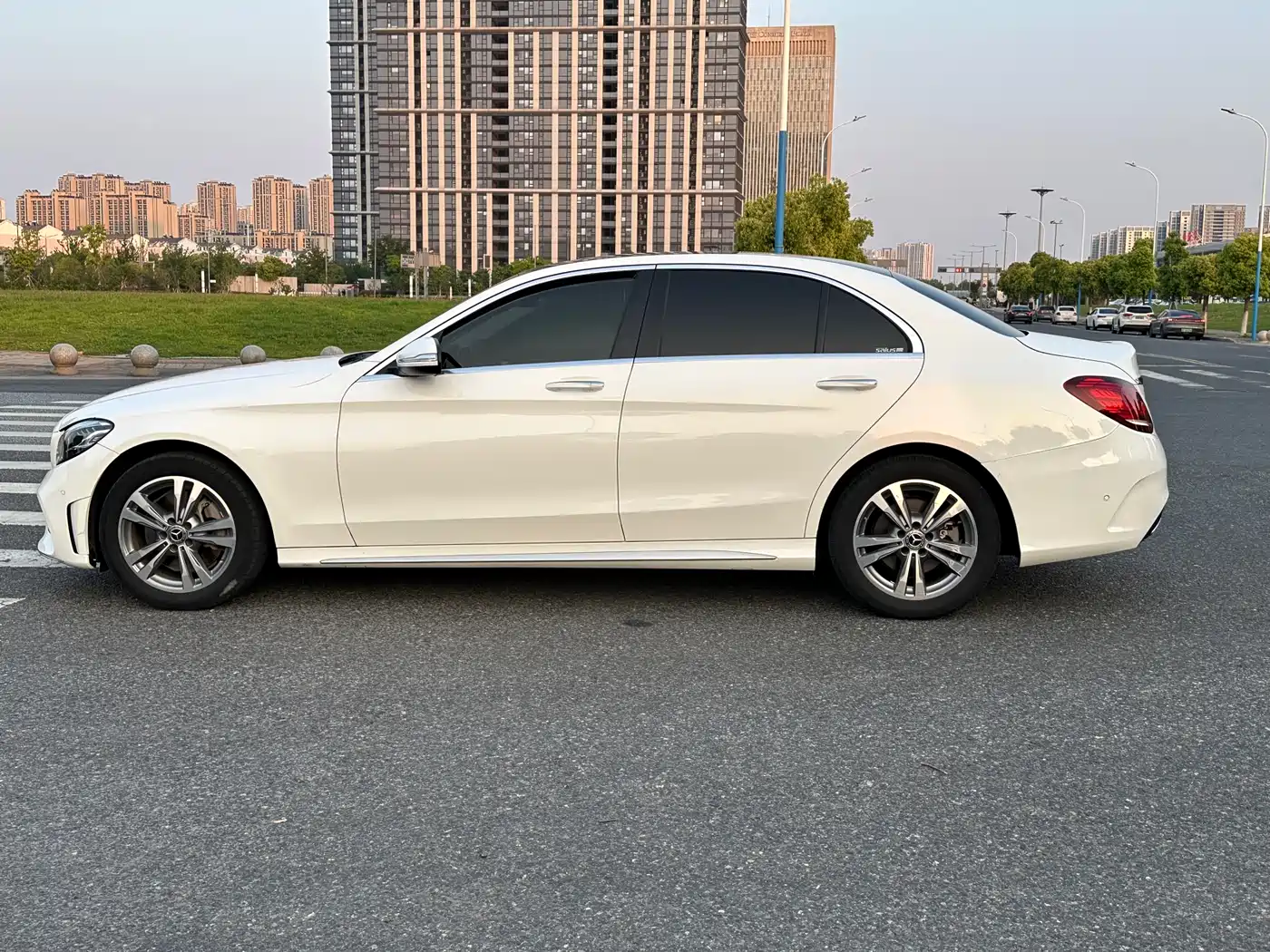 Mercedes-Benz C-Class 2020 Facelift C 200 L Fashion фото 7