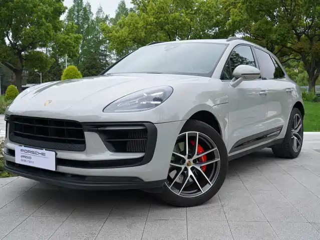 PORSCHE MACAN 2023